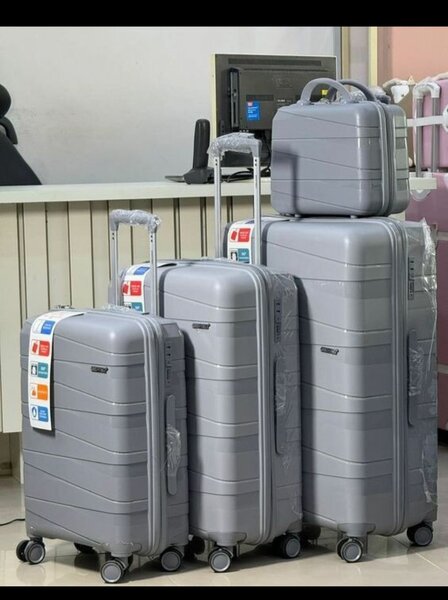 Valise de voyage ensemble 4 pièces gris