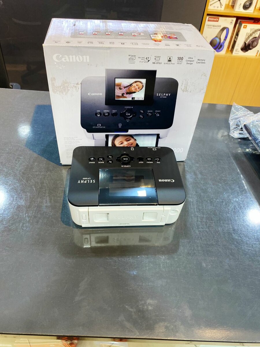 Canon selphy compact photo printer