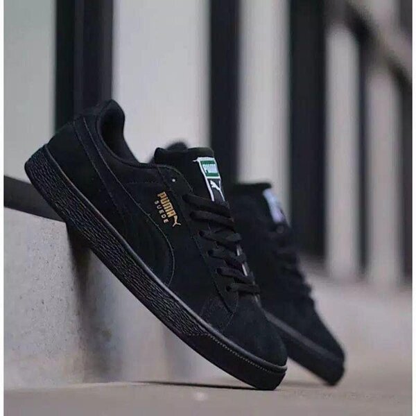 PUMAS SUEDE
