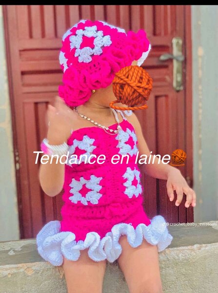 Robe crochet pour enfant