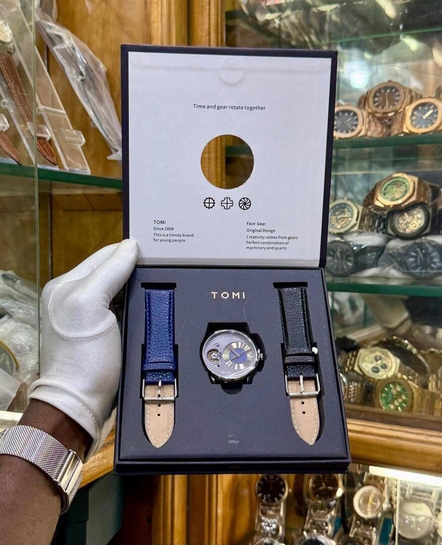 Montre Tomi avec Bracelets Interchangeables