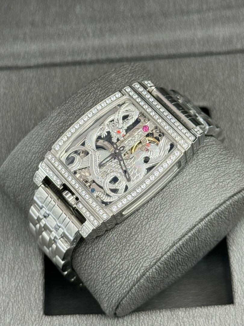 Montre de luxe dragon