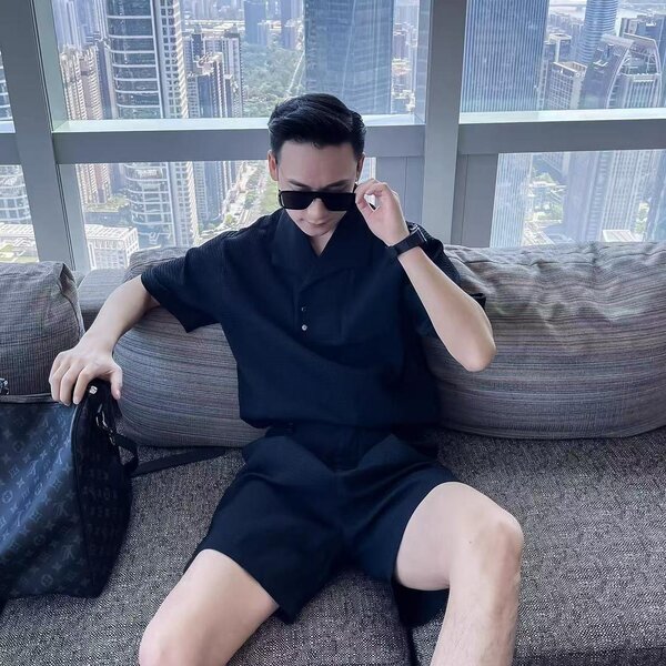 Ensemble short homme noir élégant