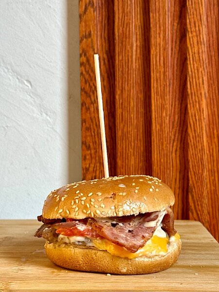 Burger croustillant gourmet