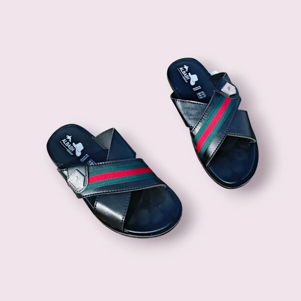 Sandales croisés élégantes homme