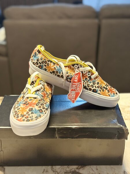 Vans femme motif léopard floral