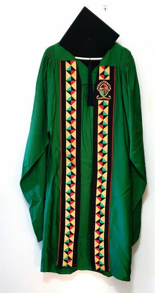 UNZA GOWN FOR HIRE