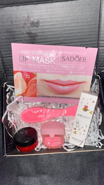 Lip Care Kit