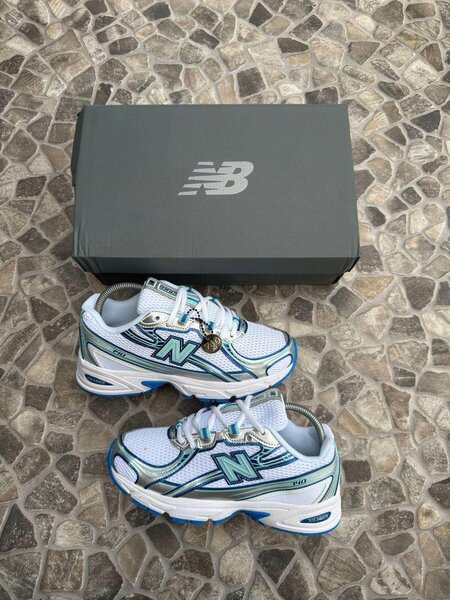 Chaussures sport New Balance