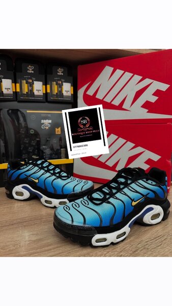 Basket nike TN authentique sans carton