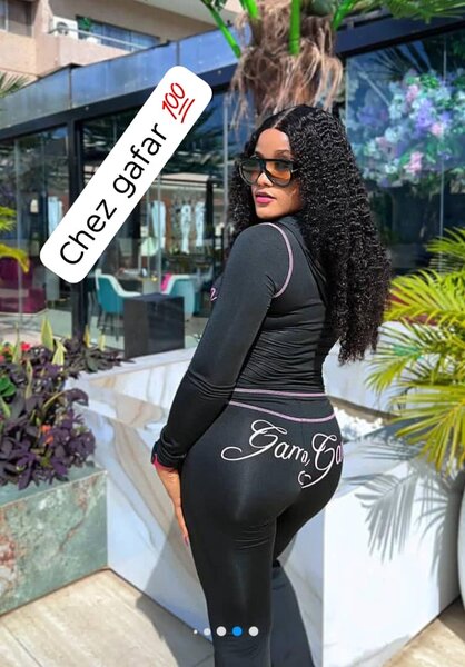 Ensemble de sport glamour