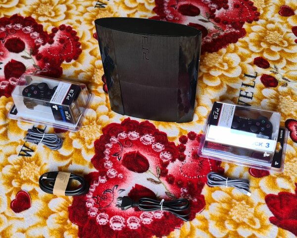 PS3 ultra slim super propre