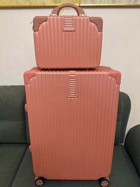 Durable Luggage Set