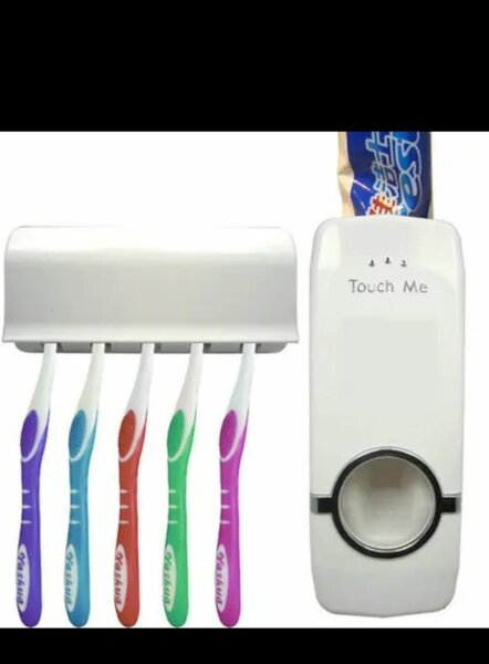 Distributeur automatique dentifrice