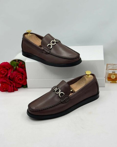 CLASSIC LOAFER