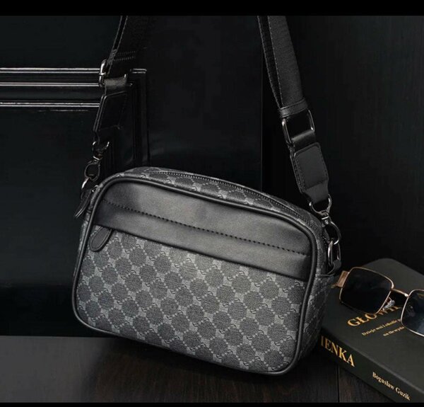 Le Sac à Posséder Absolument 