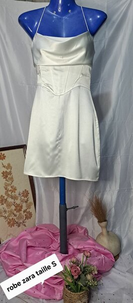 Robe satinée Zara S