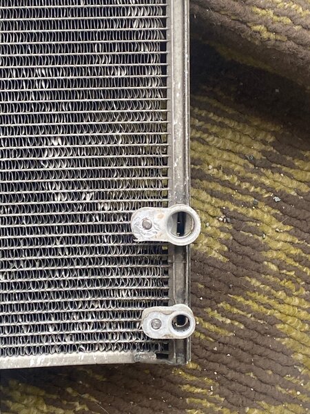 Радиатор кондиционирования на тайота