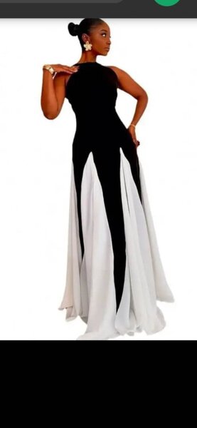 Robe élégante noire et blanche