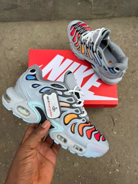 Chaussures Nike TN