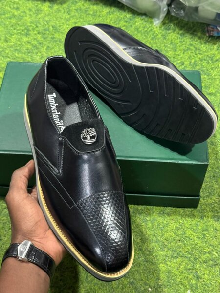 Chaussures habillées homme en cuir noir