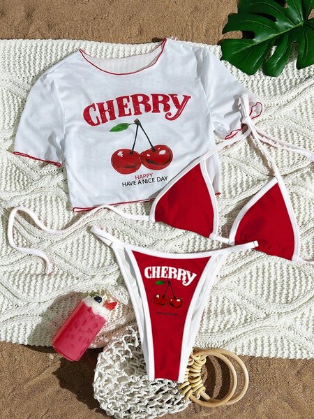 Bikini rouge avec t-shirt cherry