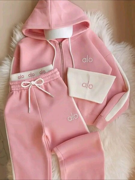 Ensemble survêtement rose femme