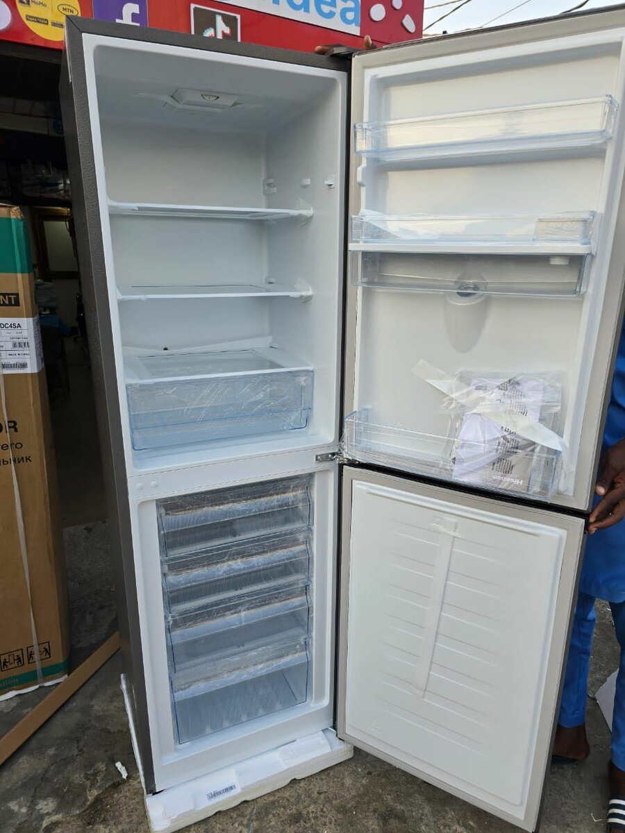 Réfrigérateur hisense 240 litr