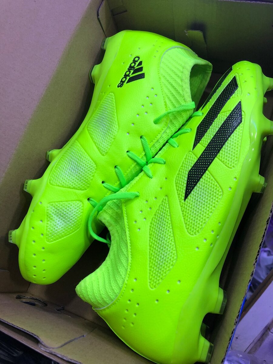ORG Football boots
