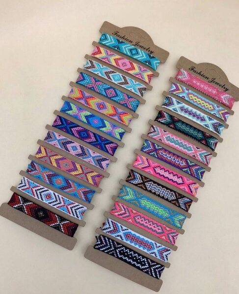 Bracelets colorés en perles