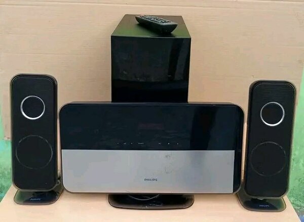 Système audio Philips avec enceintes