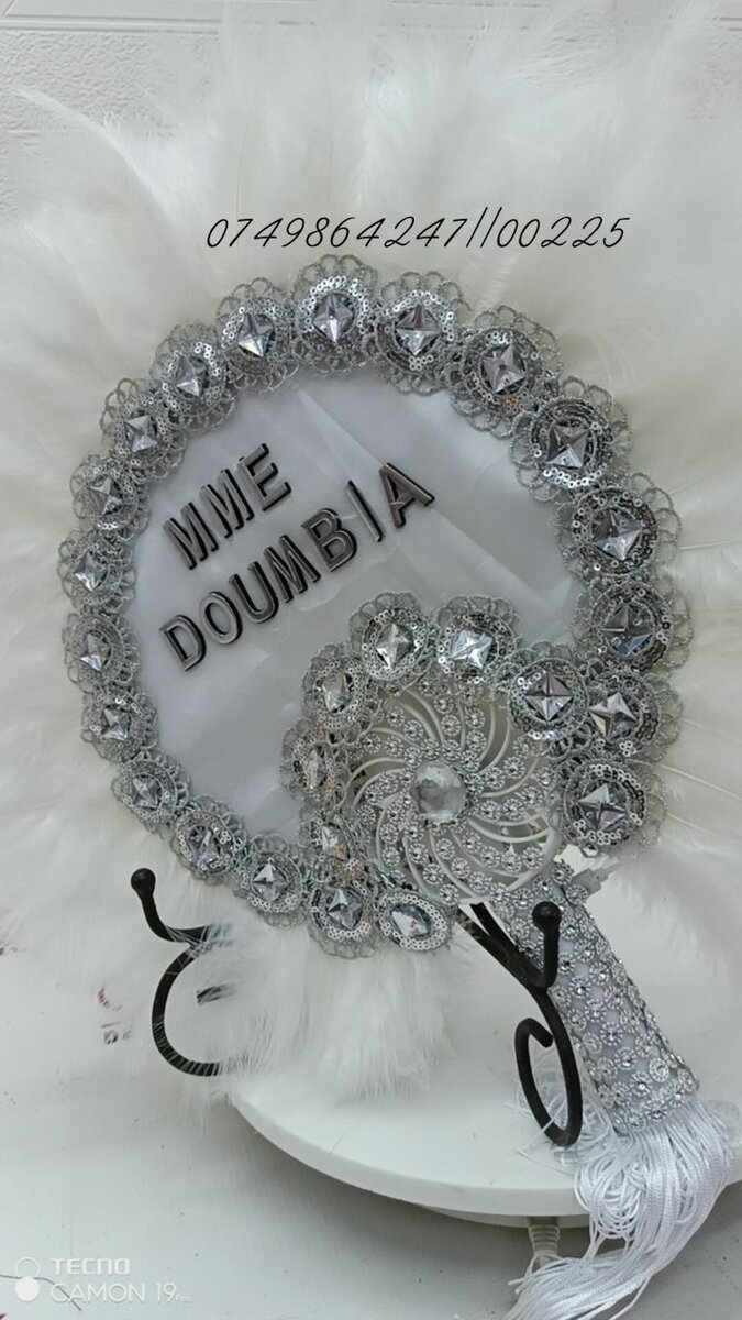 Éventails de cérémonie personnalisés