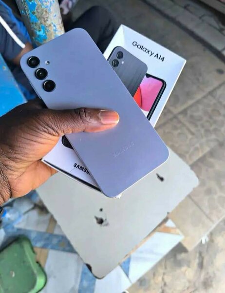 Téléphone portable Samsung Galaxy A14