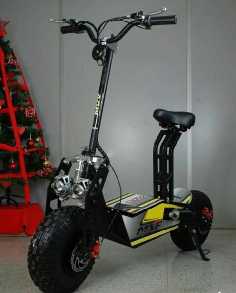 Trottinette MXF essence moteur