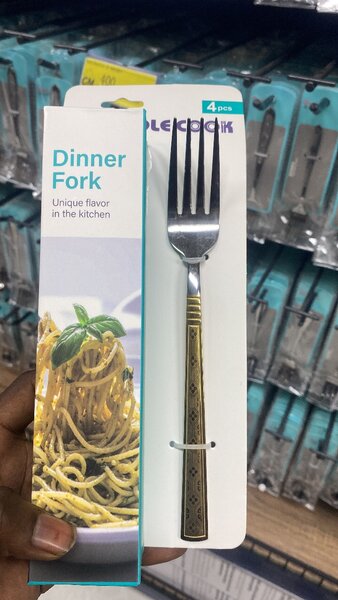 Fourchettes de table élégantes