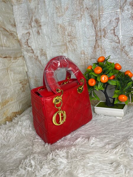 Sac à main élégant en cuir