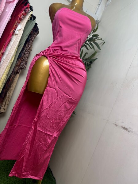 Robe rose pour femmes