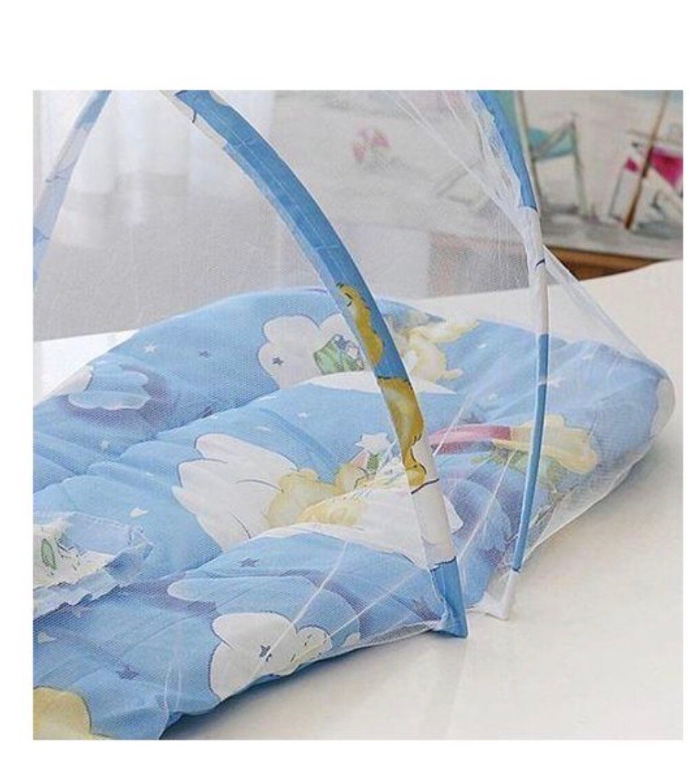 Lit Bébé avec Moustiquaire