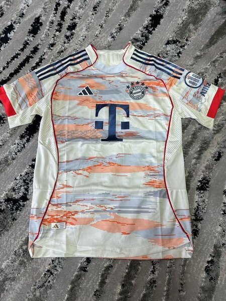 Maillot de football authentique