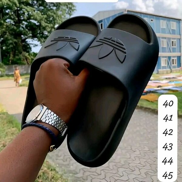 Sandales de piscine légères