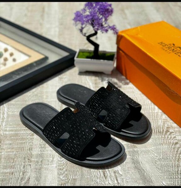 Hermes slippers
