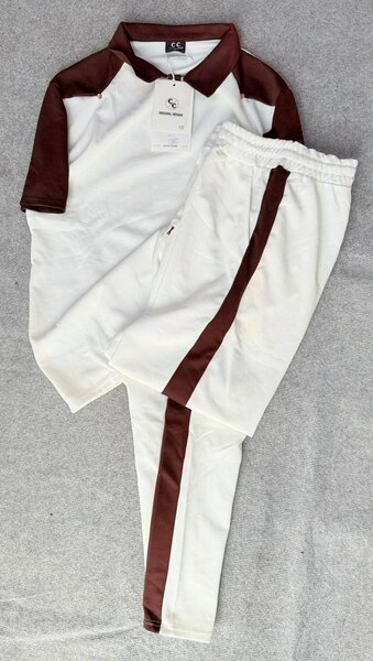 Ensemble de sport élégant