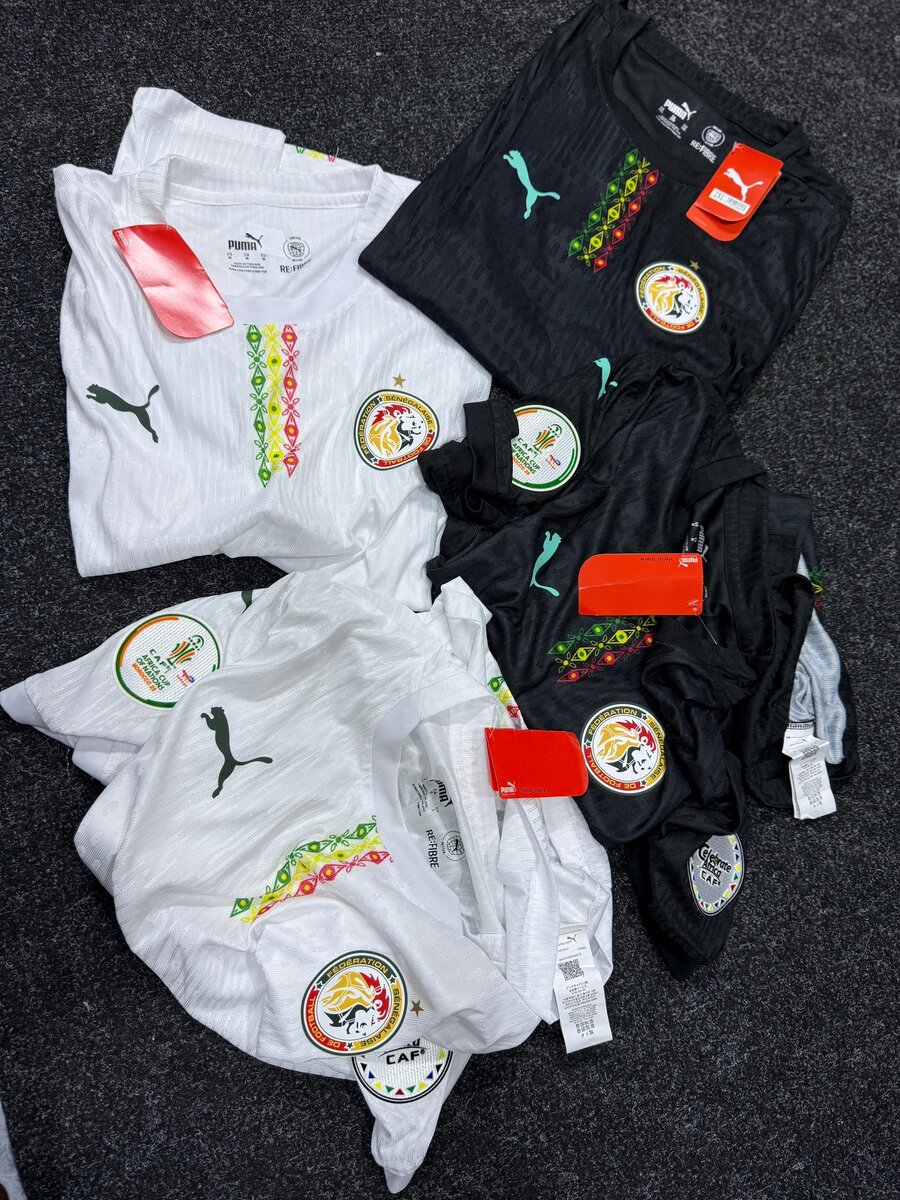 Maillots de Football