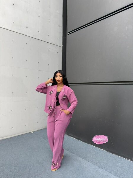 Ensemble élégant femme floral