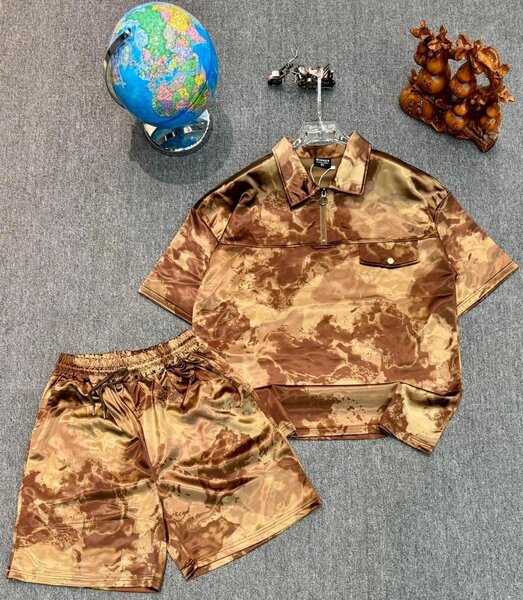 Ensemble homme luxe motif camouflage