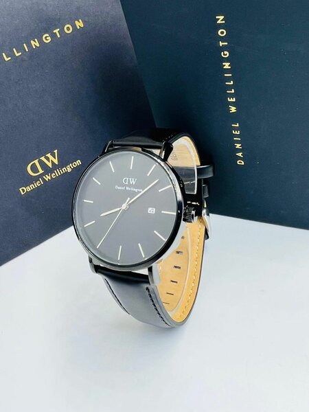 MONTRE LUXE HOMME  DW