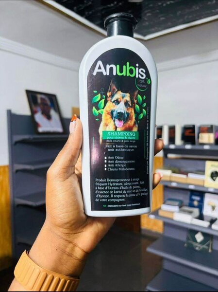 Shampoing pour chiens Anubis