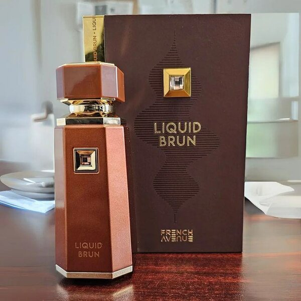 Eau de Parfum Liquid Brun