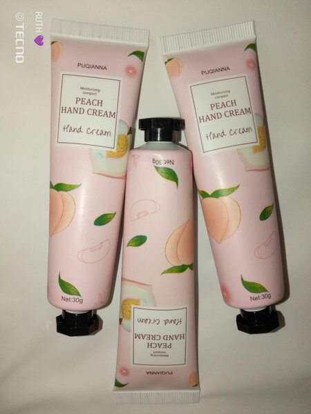 Crème Mains Pêche Hydratante