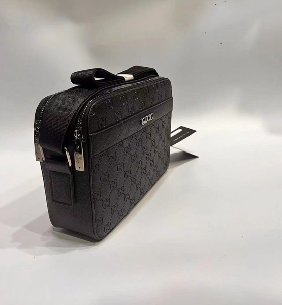 Classic Business Leather Handbag - Black